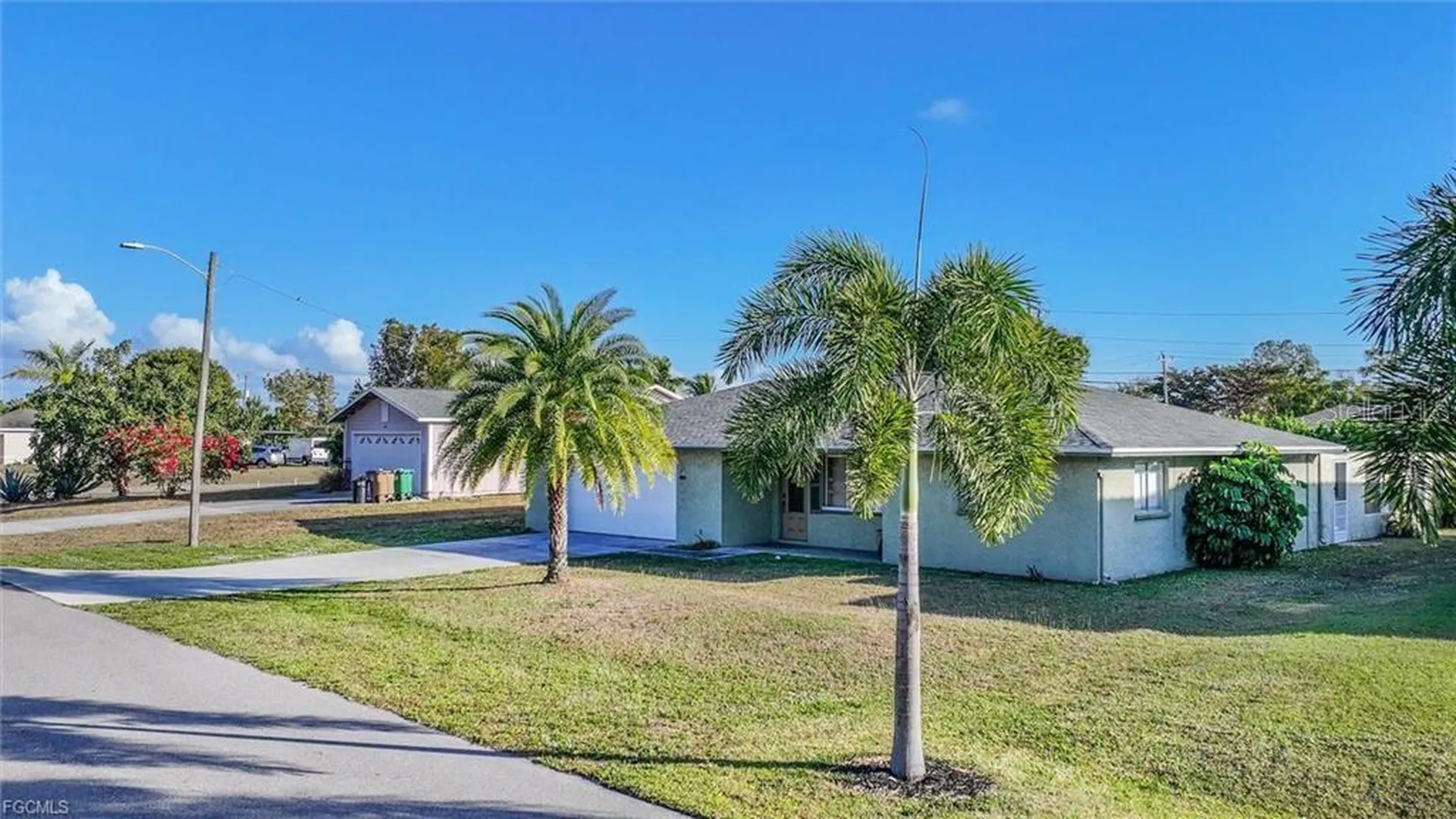 158 SE 26th Street Cape Coral FL 33904