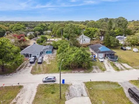 1335 25th Avenue SW Vero Beach FL 32962