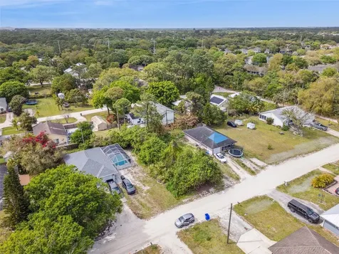1335 25th Avenue SW Vero Beach FL 32962