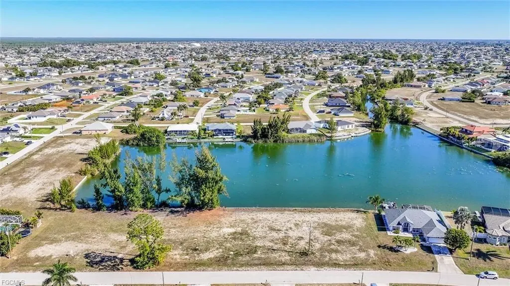 1235 NW 20th Place Cape Coral FL 33993