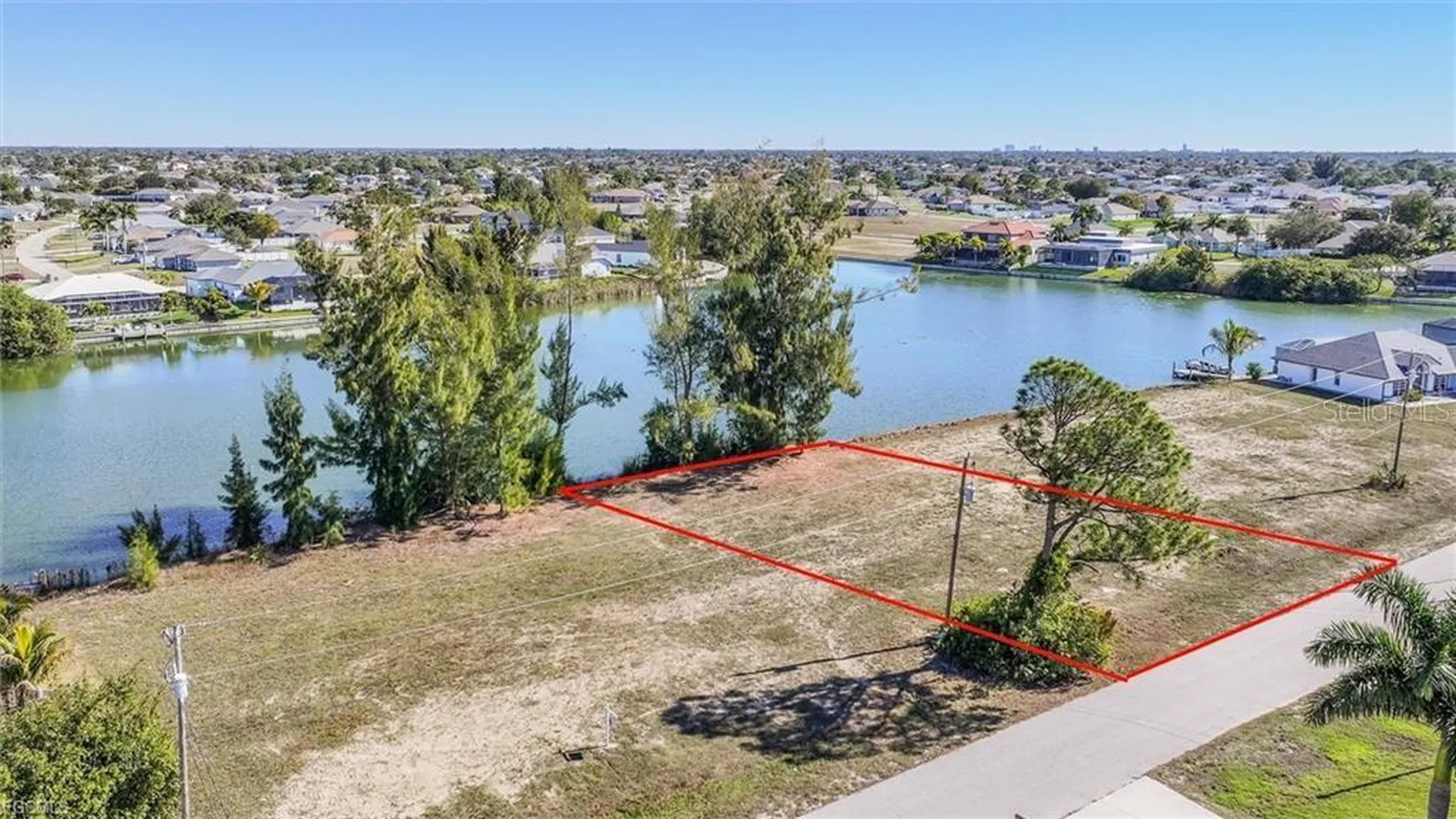 1235 NW 20th Place Cape Coral FL 33993