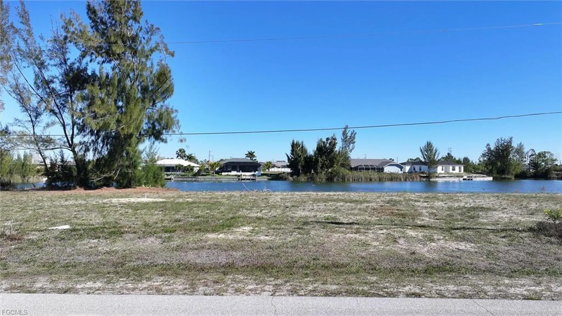 1235 NW 20th Place Cape Coral FL 33993