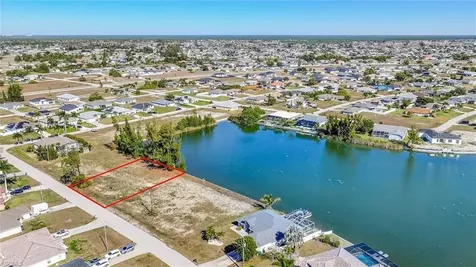 1235 NW 20th Place Cape Coral FL 33993
