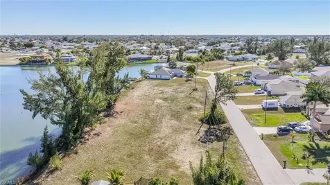 1235 NW 20th Place Cape Coral FL 33993