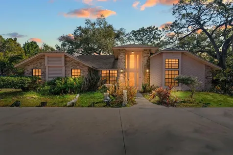 2501 E Diana Street Tampa FL 33610