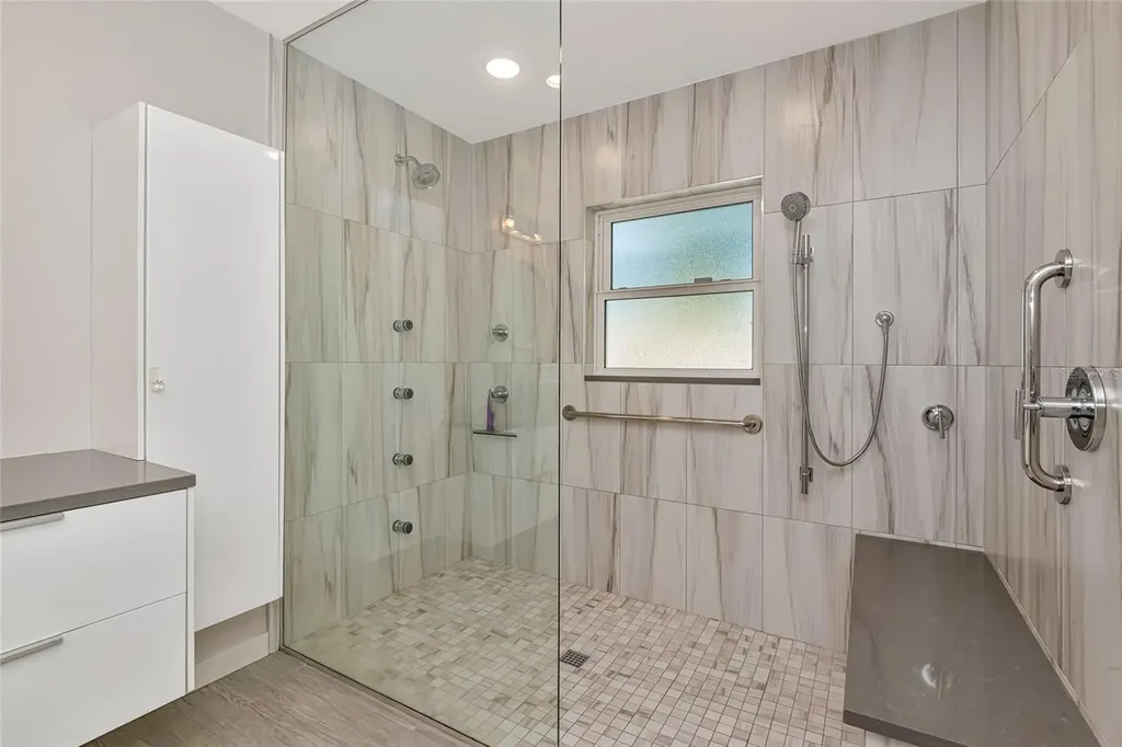 2639 Bougainvillea Street Sarasota FL 34239