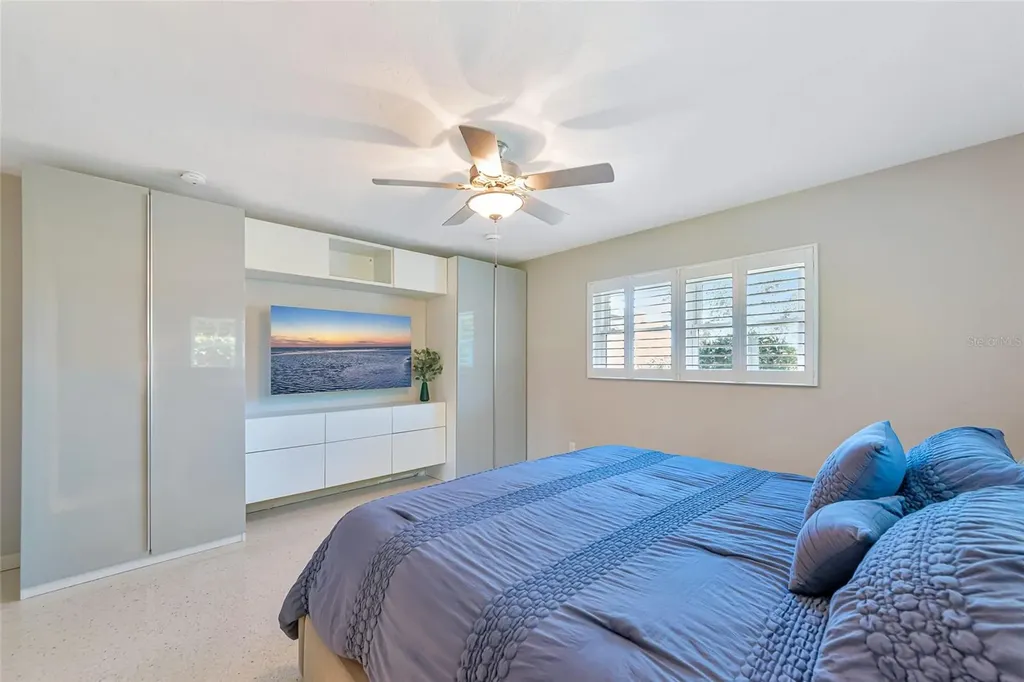 2639 Bougainvillea Street Sarasota FL 34239