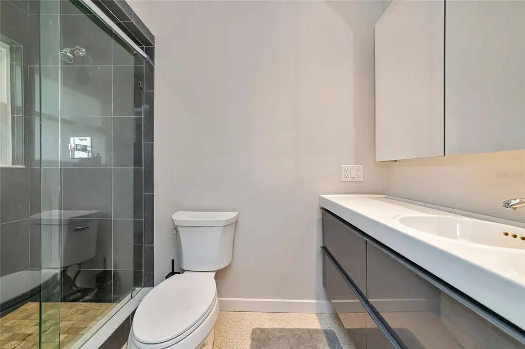 2639 Bougainvillea Street Sarasota FL 34239