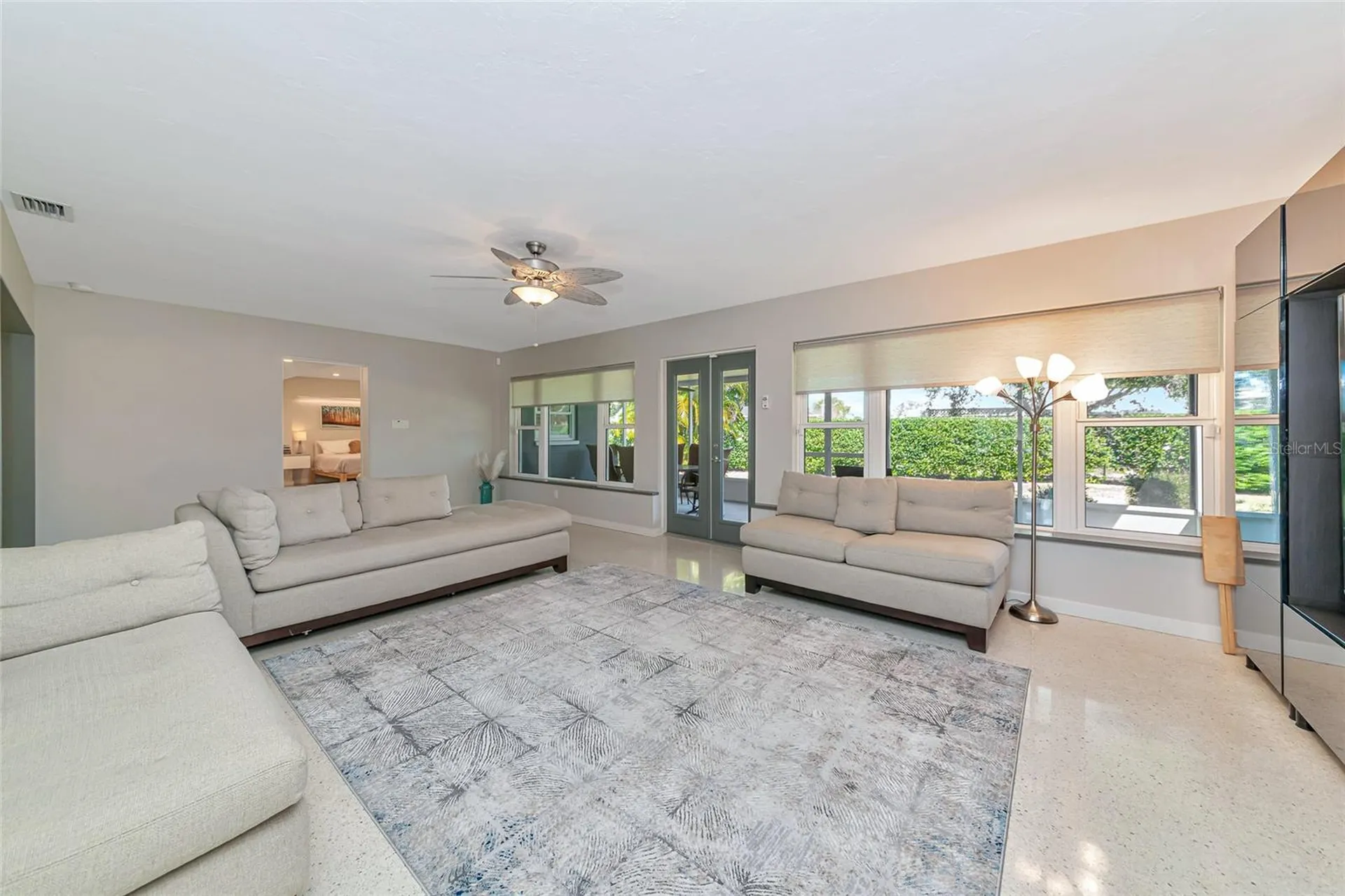 2639 Bougainvillea Street Sarasota FL 34239