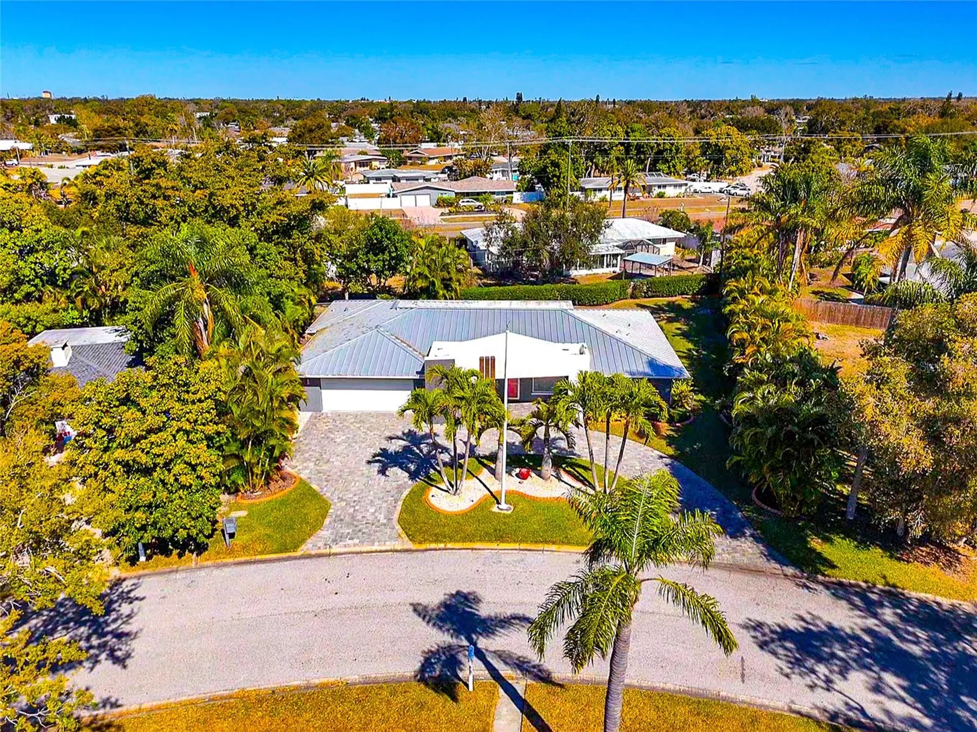 2639 Bougainvillea Street Sarasota FL 34239