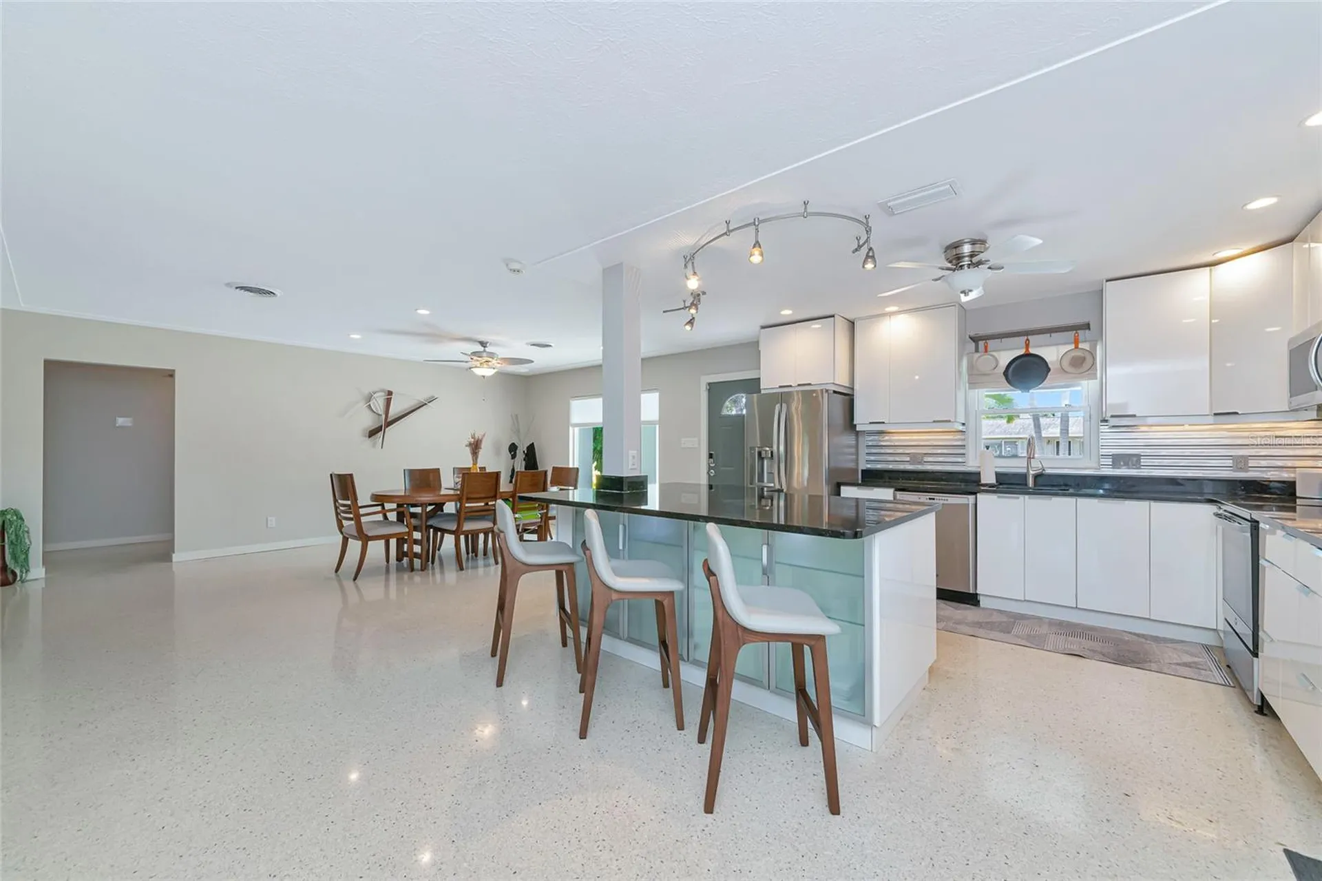 2639 Bougainvillea Street Sarasota FL 34239