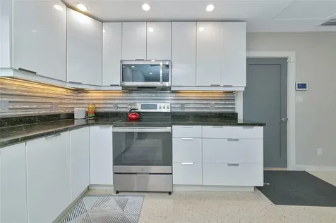 2639 Bougainvillea Street Sarasota FL 34239