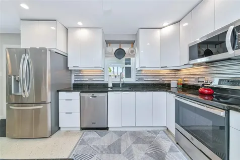 2639 Bougainvillea Street Sarasota FL 34239
