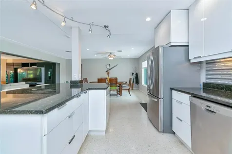 2639 Bougainvillea Street Sarasota FL 34239