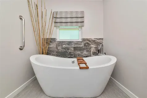 2639 Bougainvillea Street Sarasota FL 34239