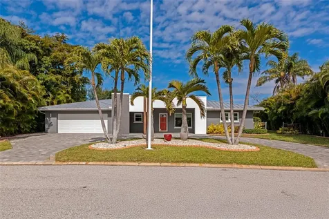 2639 Bougainvillea Street Sarasota FL 34239