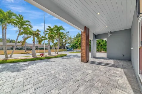 2639 Bougainvillea Street Sarasota FL 34239