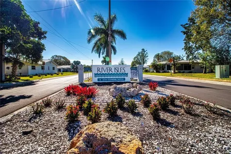 802 Buttonwood Drive Bradenton FL 34208