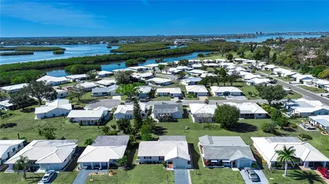 802 Buttonwood Drive Bradenton FL 34208