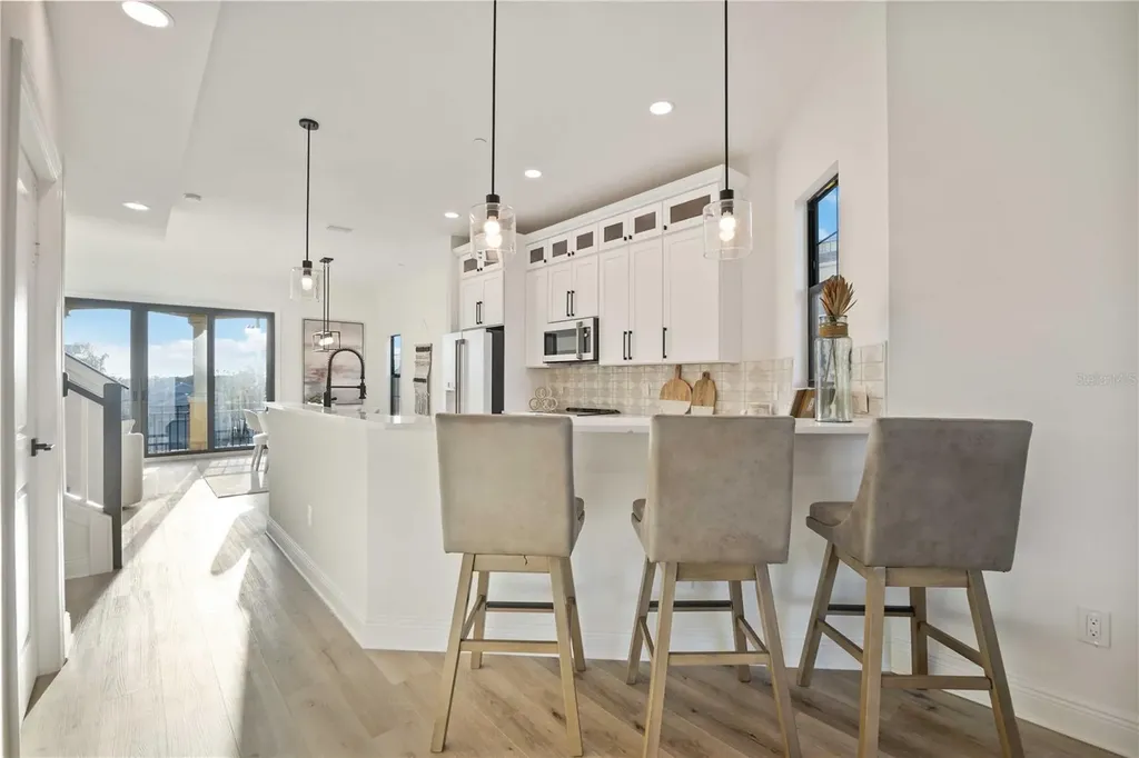 6424 Margarita Shores Lane Apollo Beach FL 33572