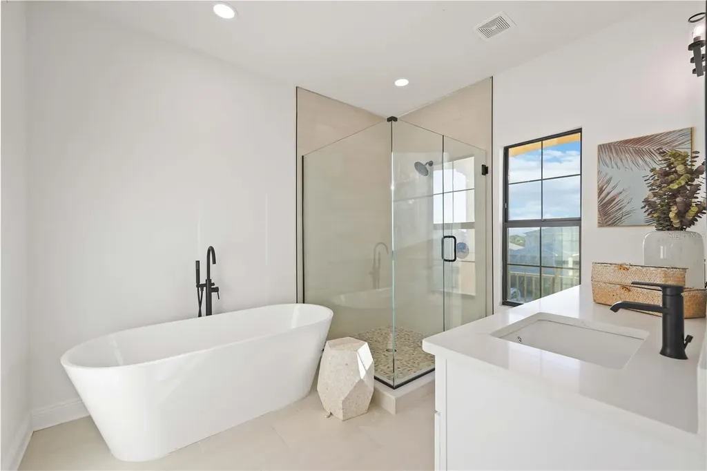 6424 Margarita Shores Lane Apollo Beach FL 33572