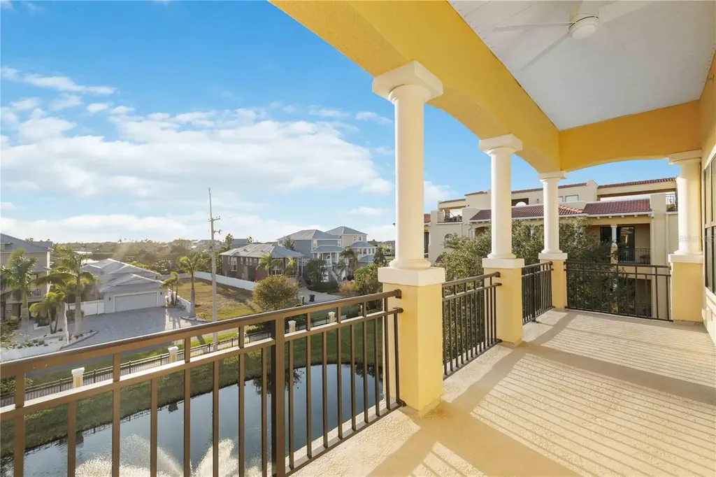 6424 Margarita Shores Lane Apollo Beach FL 33572