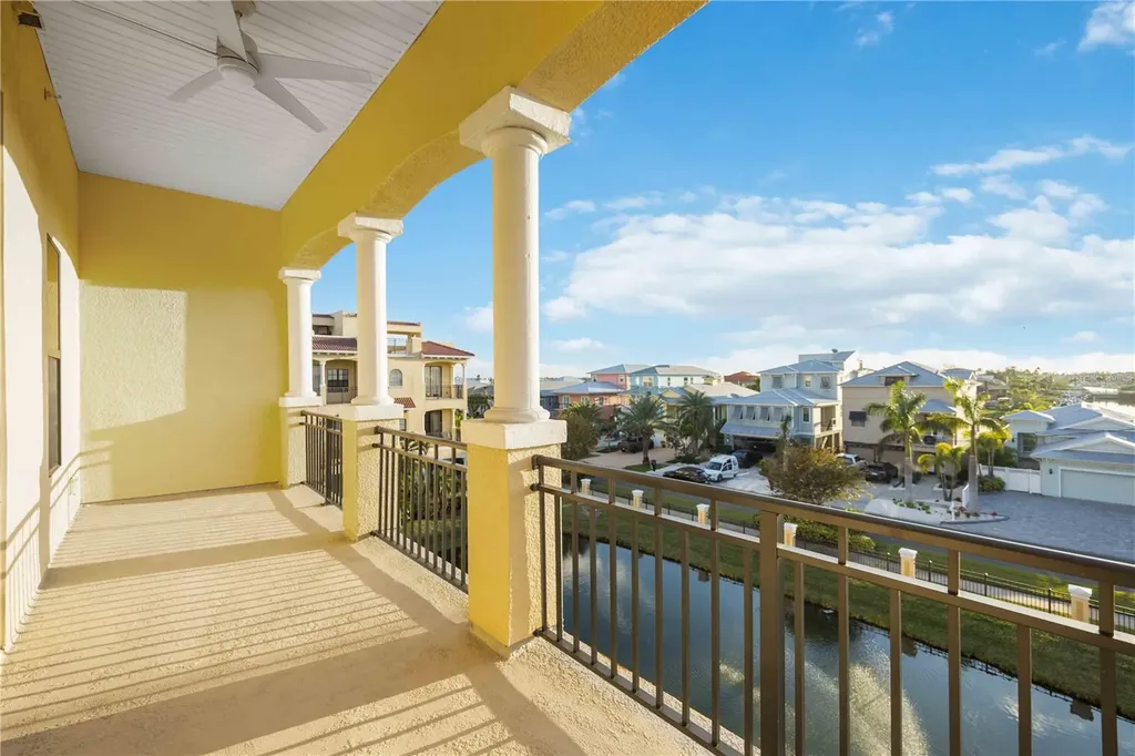 6424 Margarita Shores Lane Apollo Beach FL 33572