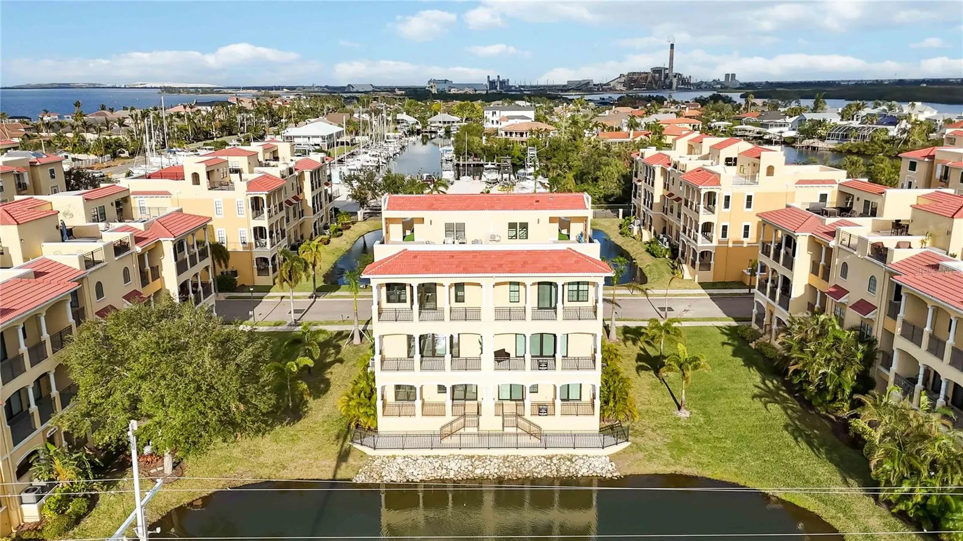 6424 Margarita Shores Lane Apollo Beach FL 33572