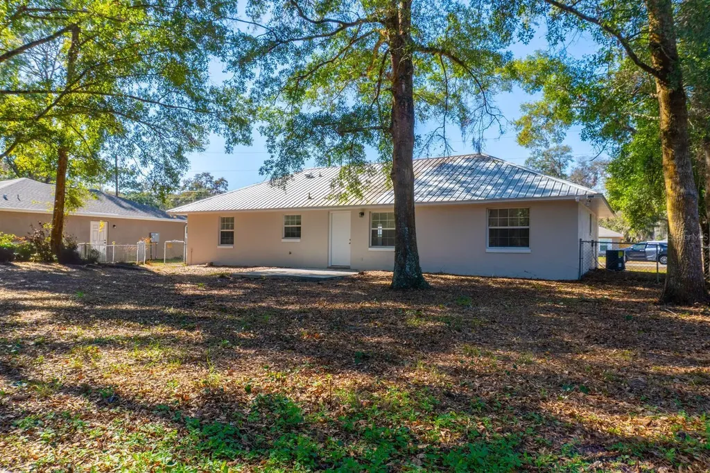 5701 NW 59th Court Ocala FL 34482