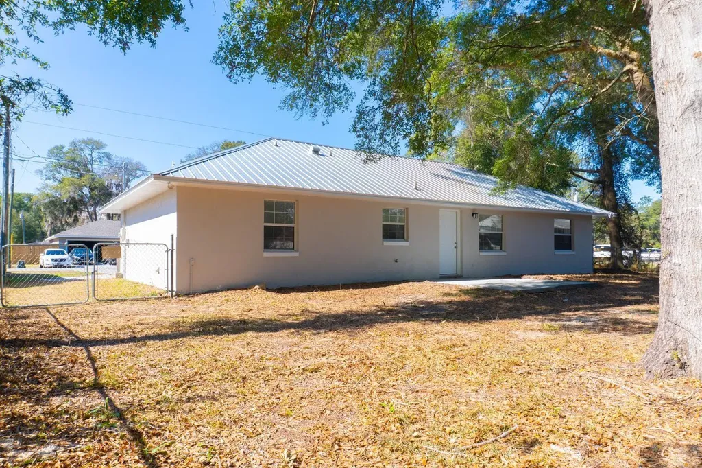 5701 NW 59th Court Ocala FL 34482