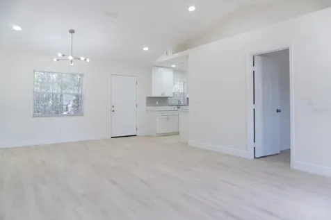 5701 NW 59th Court Ocala FL 34482