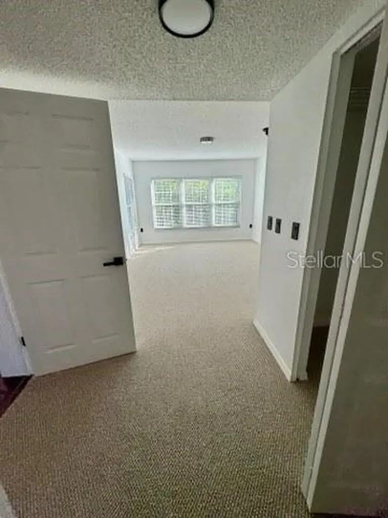 2462 Kingfisher Lane Clearwater FL 33762