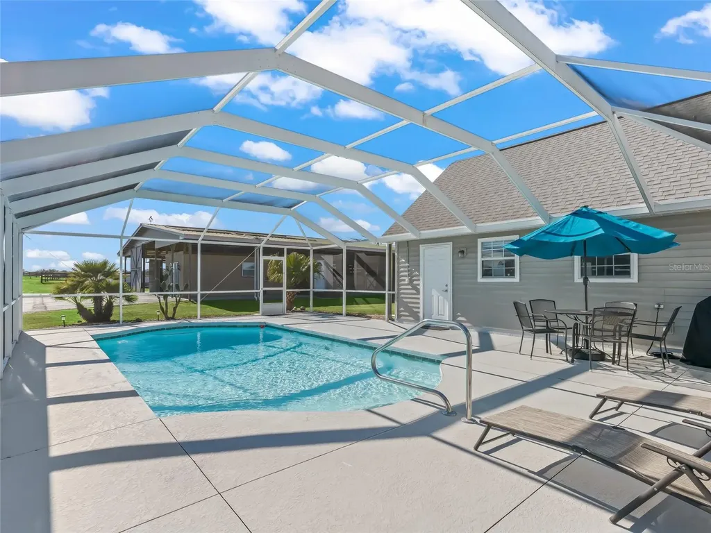 19830 SE 15th Place Morriston FL 32668