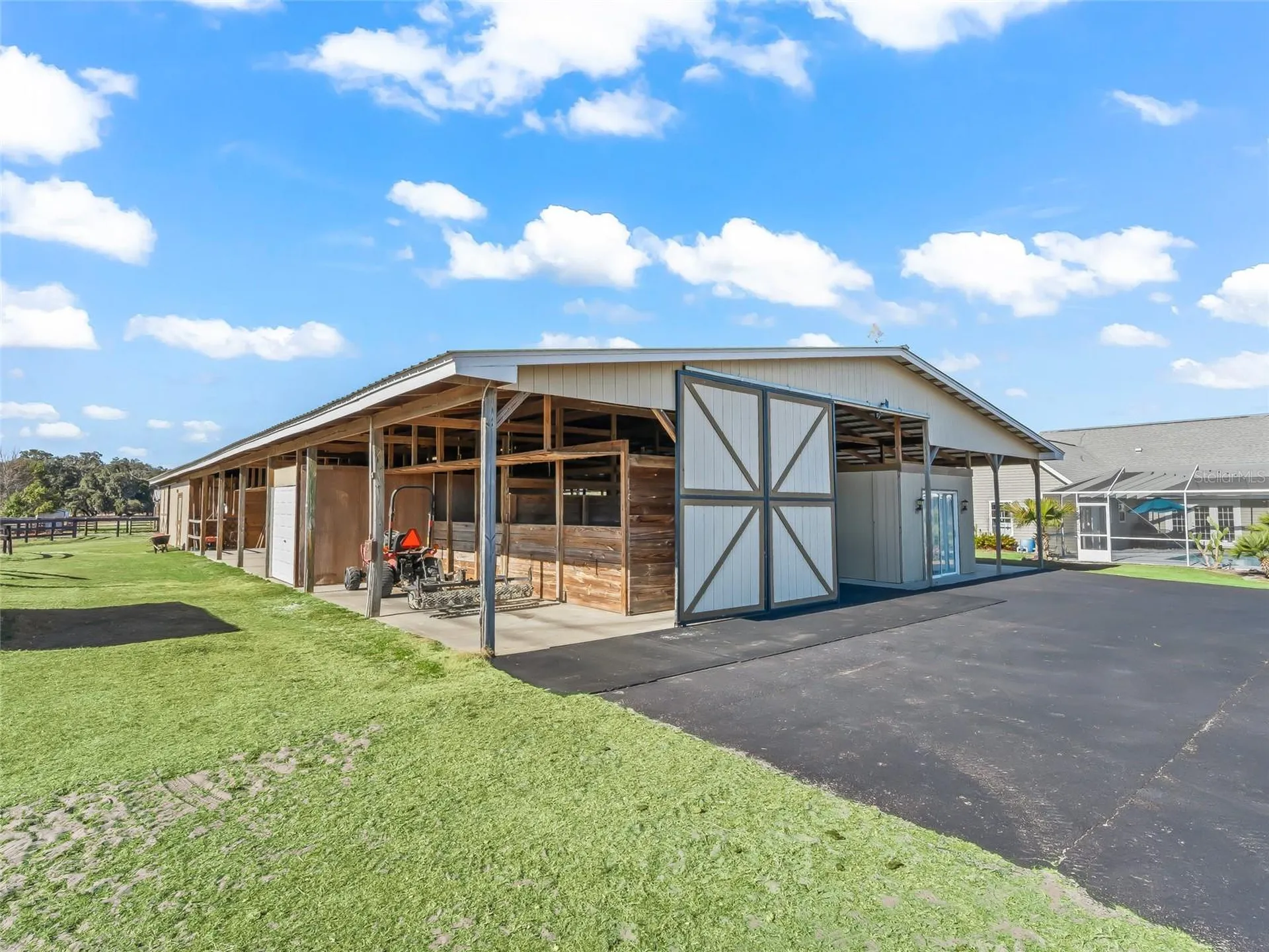 19830 SE 15th Place Morriston FL 32668
