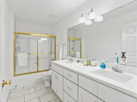 19830 SE 15th Place Morriston FL 32668