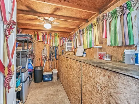 19830 SE 15th Place Morriston FL 32668