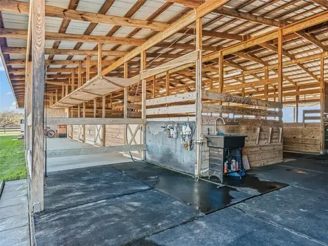 19830 SE 15th Place Morriston FL 32668