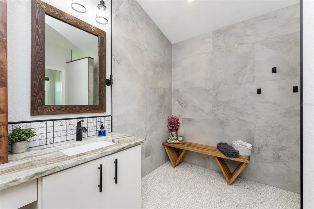 20 Bunker Terrace Rotonda West FL 33947