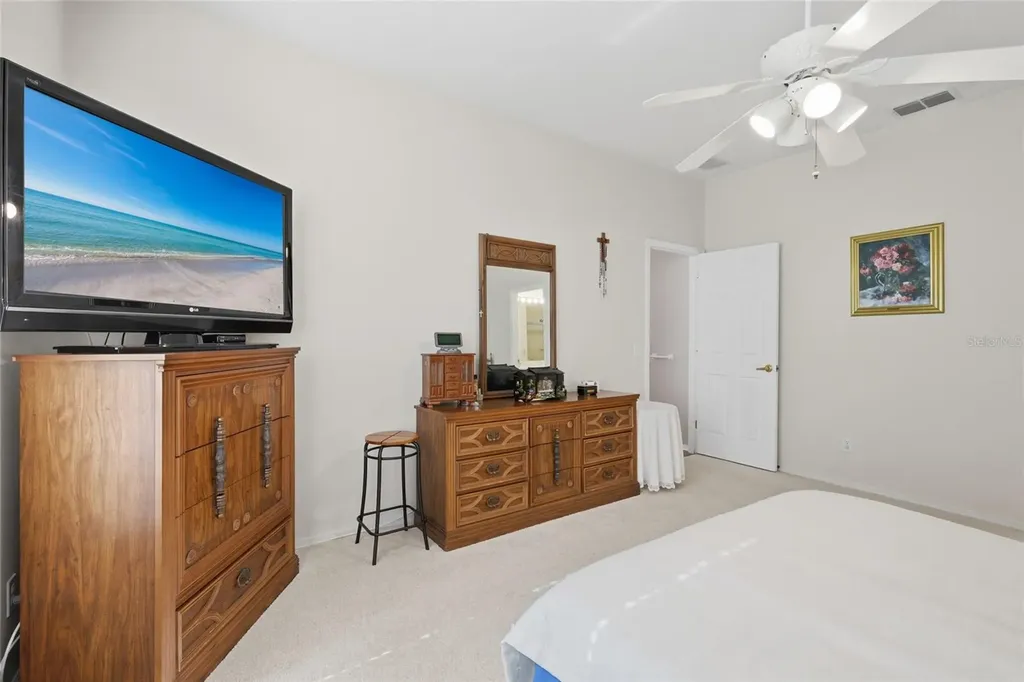6290 Buckingham Street Sarasota FL 34238
