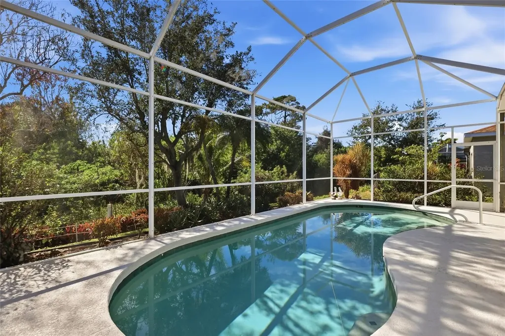 6290 Buckingham Street Sarasota FL 34238