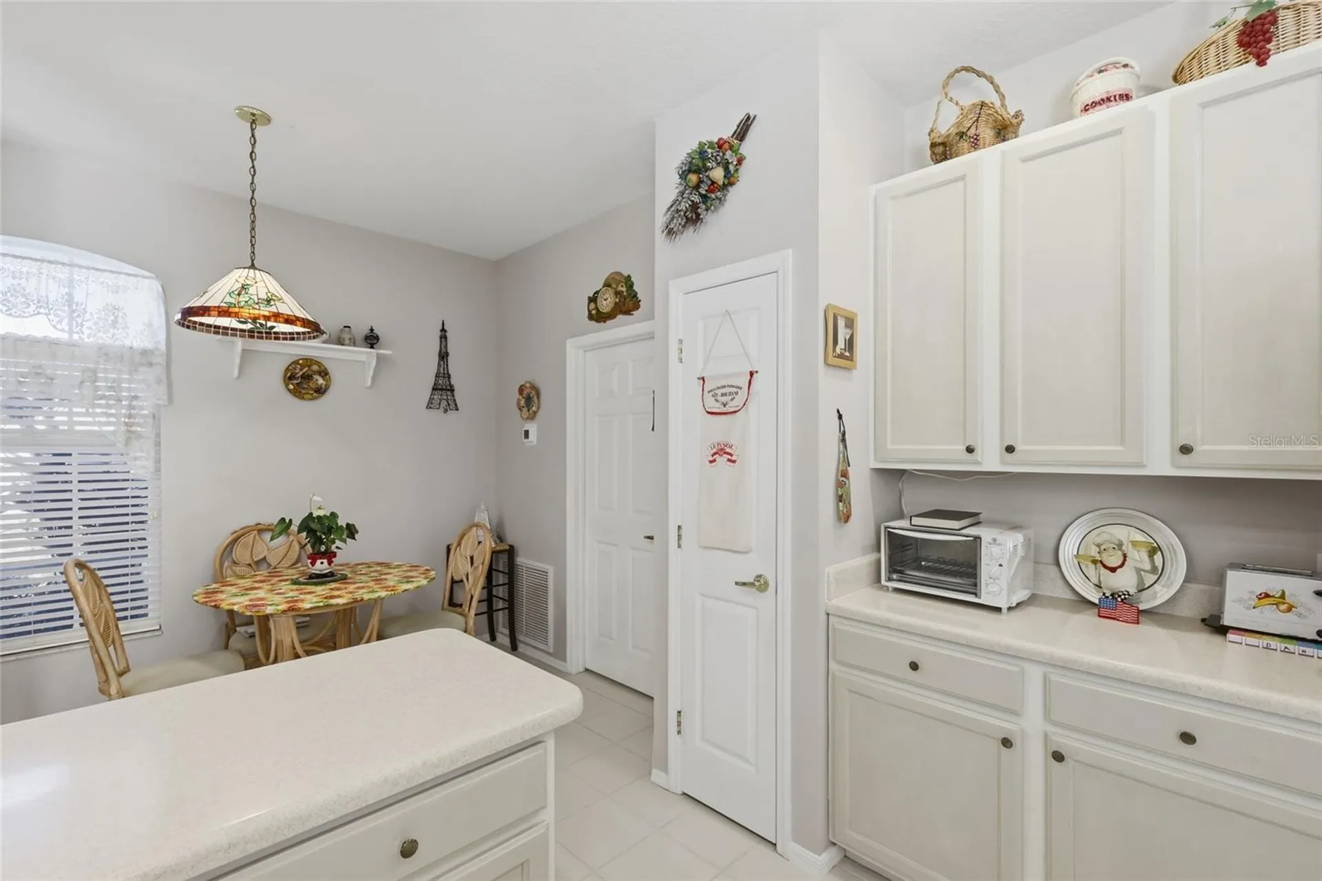 6290 Buckingham Street Sarasota FL 34238