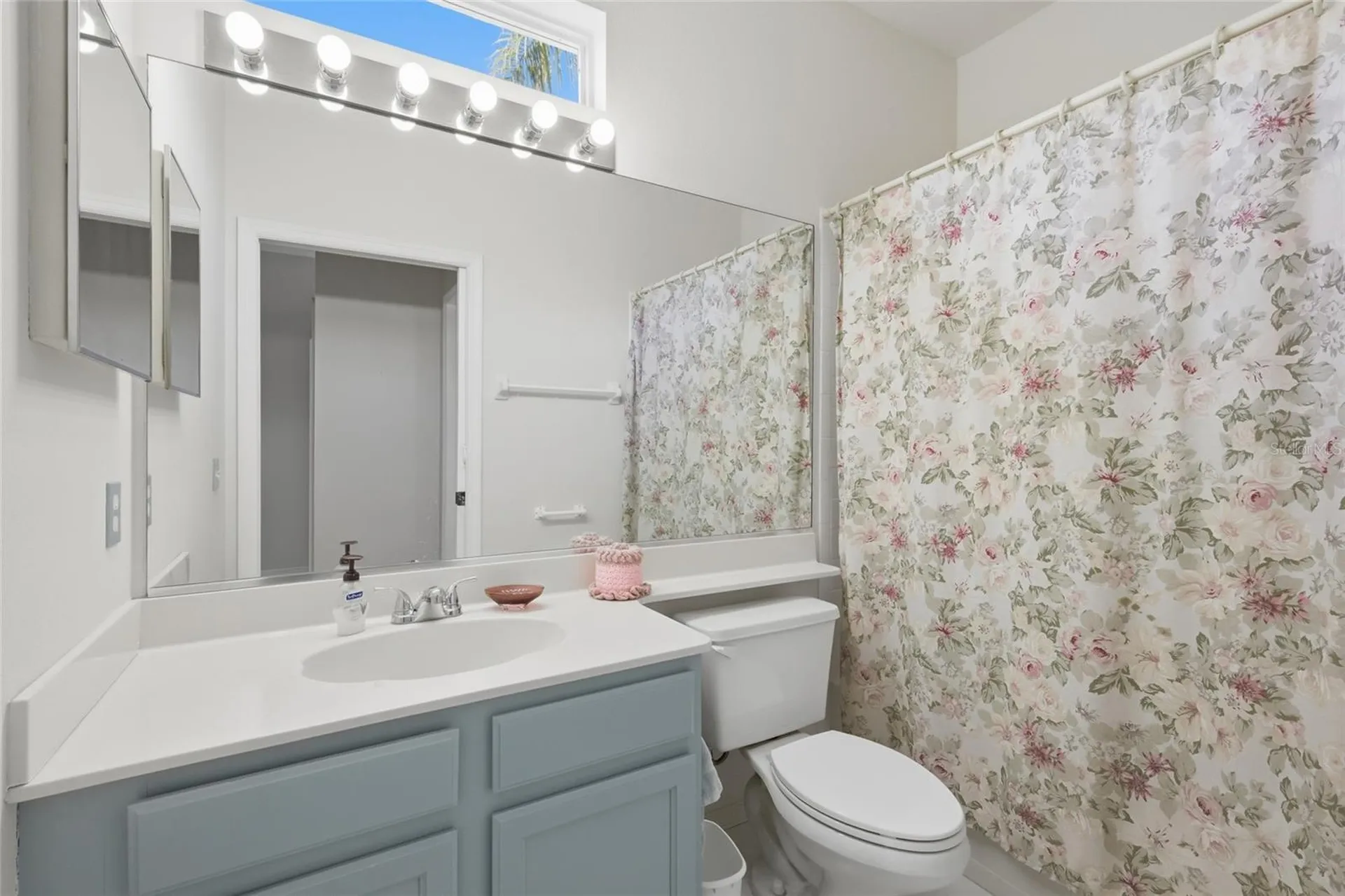 6290 Buckingham Street Sarasota FL 34238