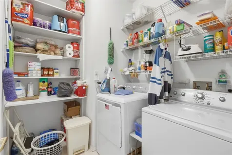 6290 Buckingham Street Sarasota FL 34238