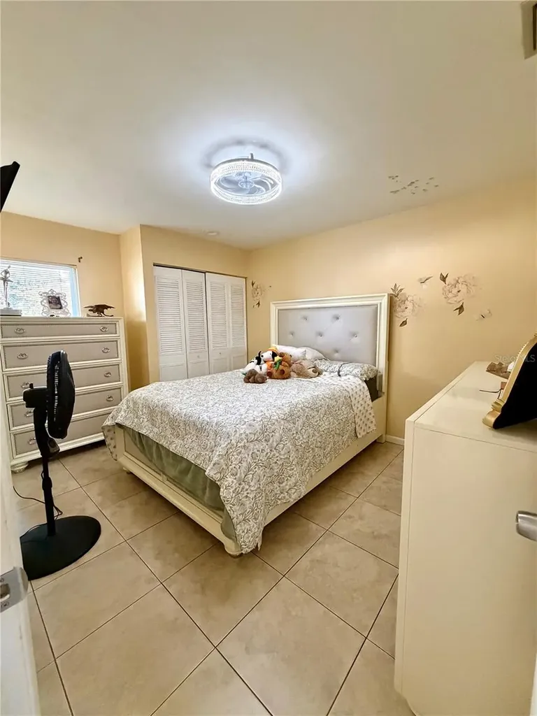8026 Jackson Springs Road Tampa FL 33615
