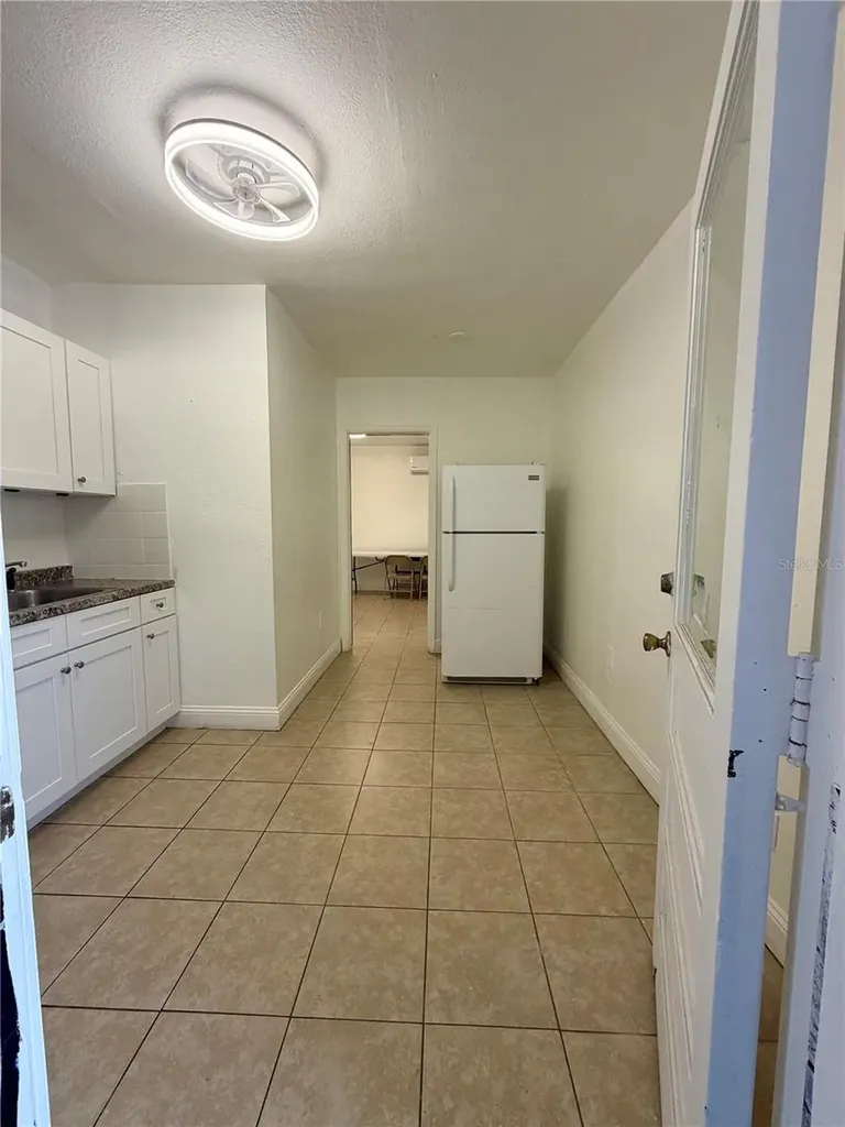 8026 Jackson Springs Road Tampa FL 33615