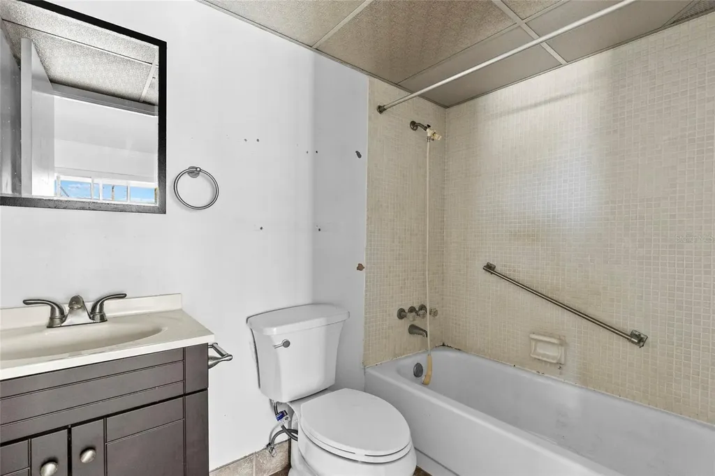 187 Saxony Terrace Delray Beach FL 33446