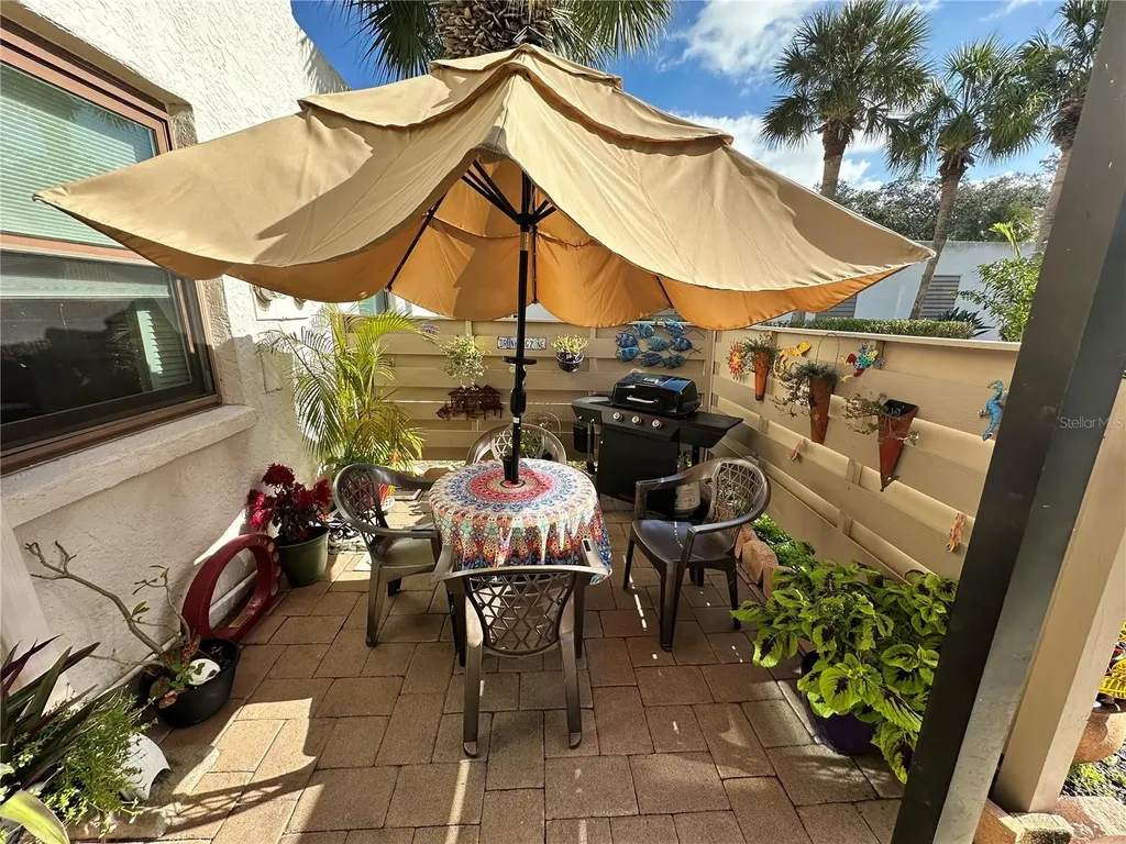 655 Woodlawn Drive Bradenton FL 34210