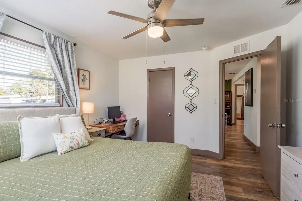 4430 W Trilby Avenue Tampa FL 33616
