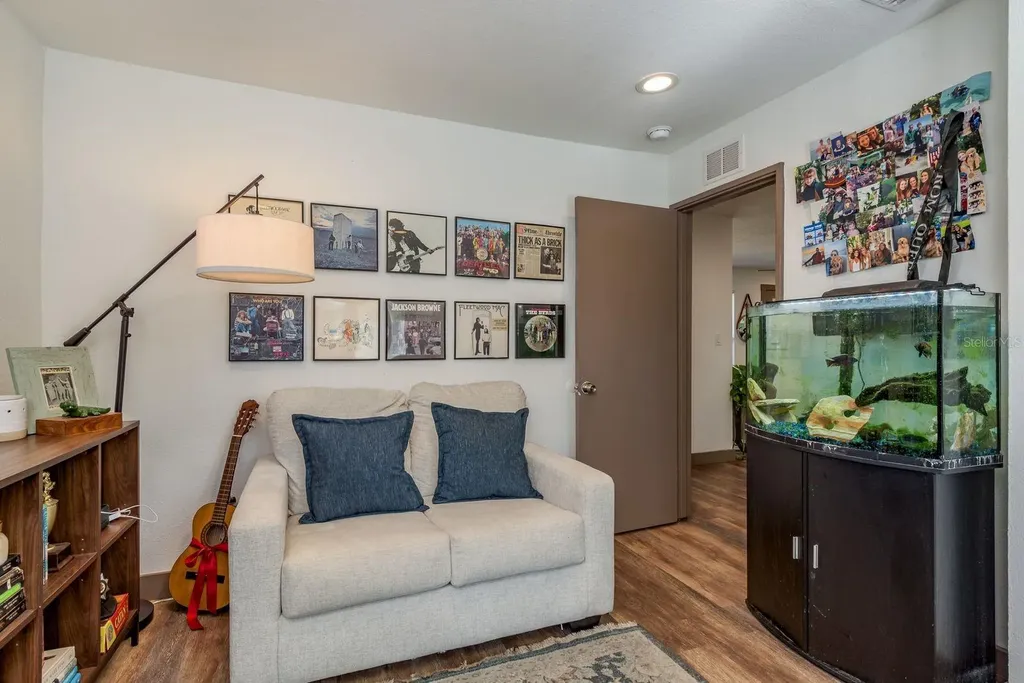 4430 W Trilby Avenue Tampa FL 33616