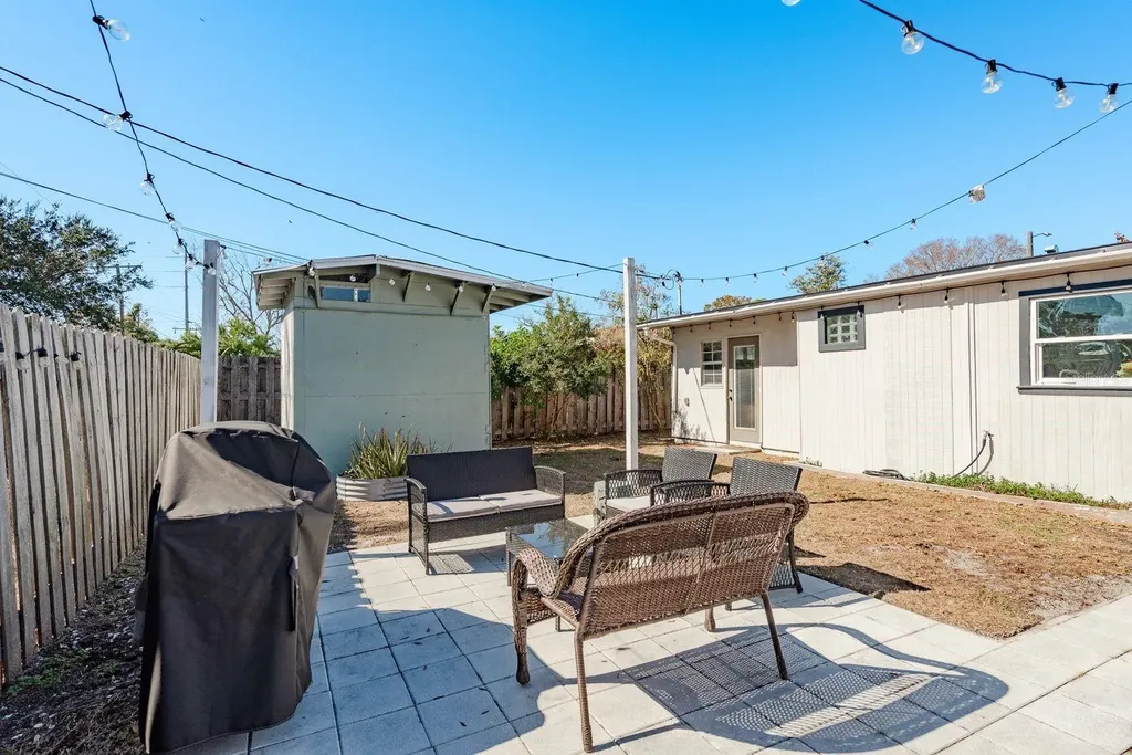4430 W Trilby Avenue Tampa FL 33616
